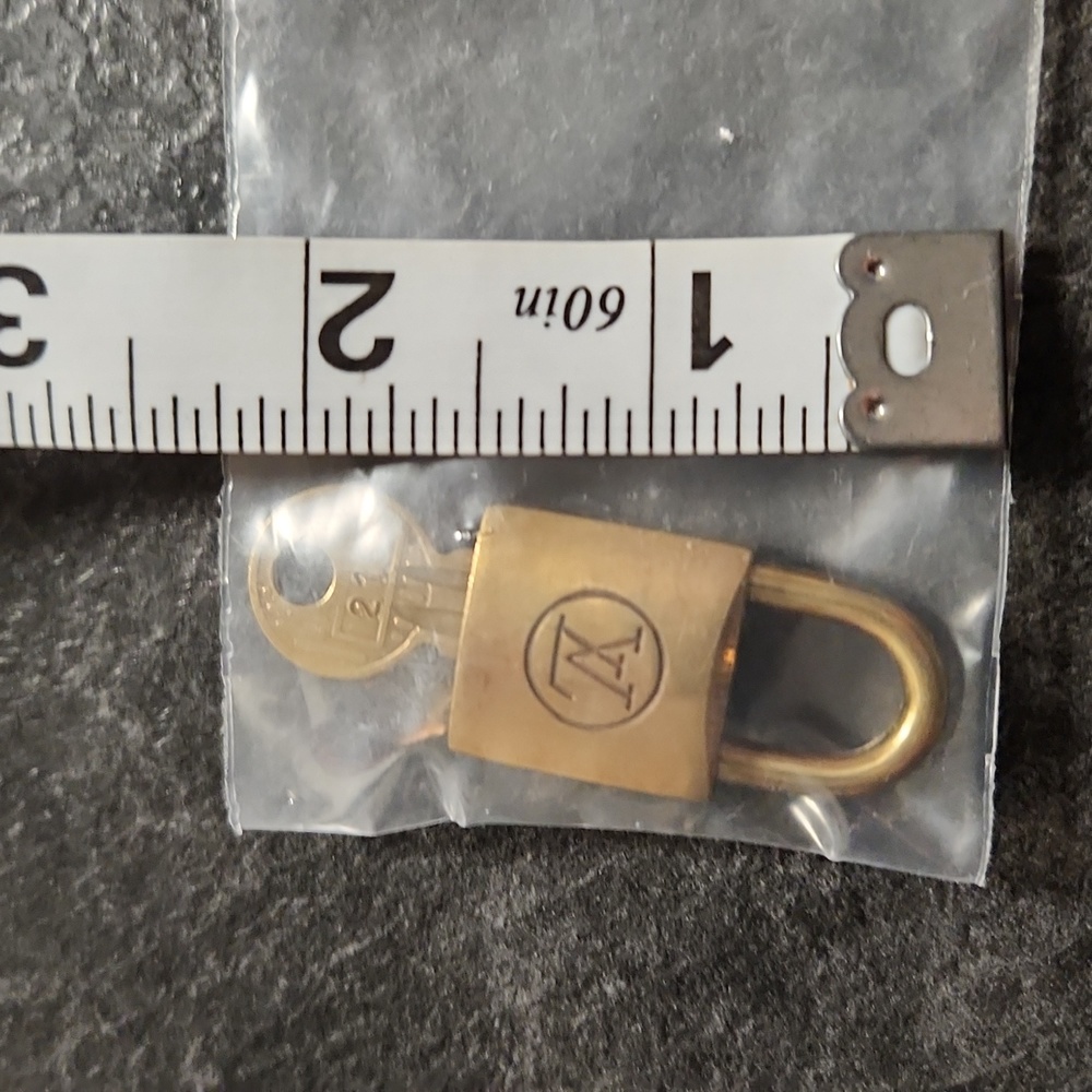 Vintage Louis Vuitton Lock and Key - Picture 8 of 9